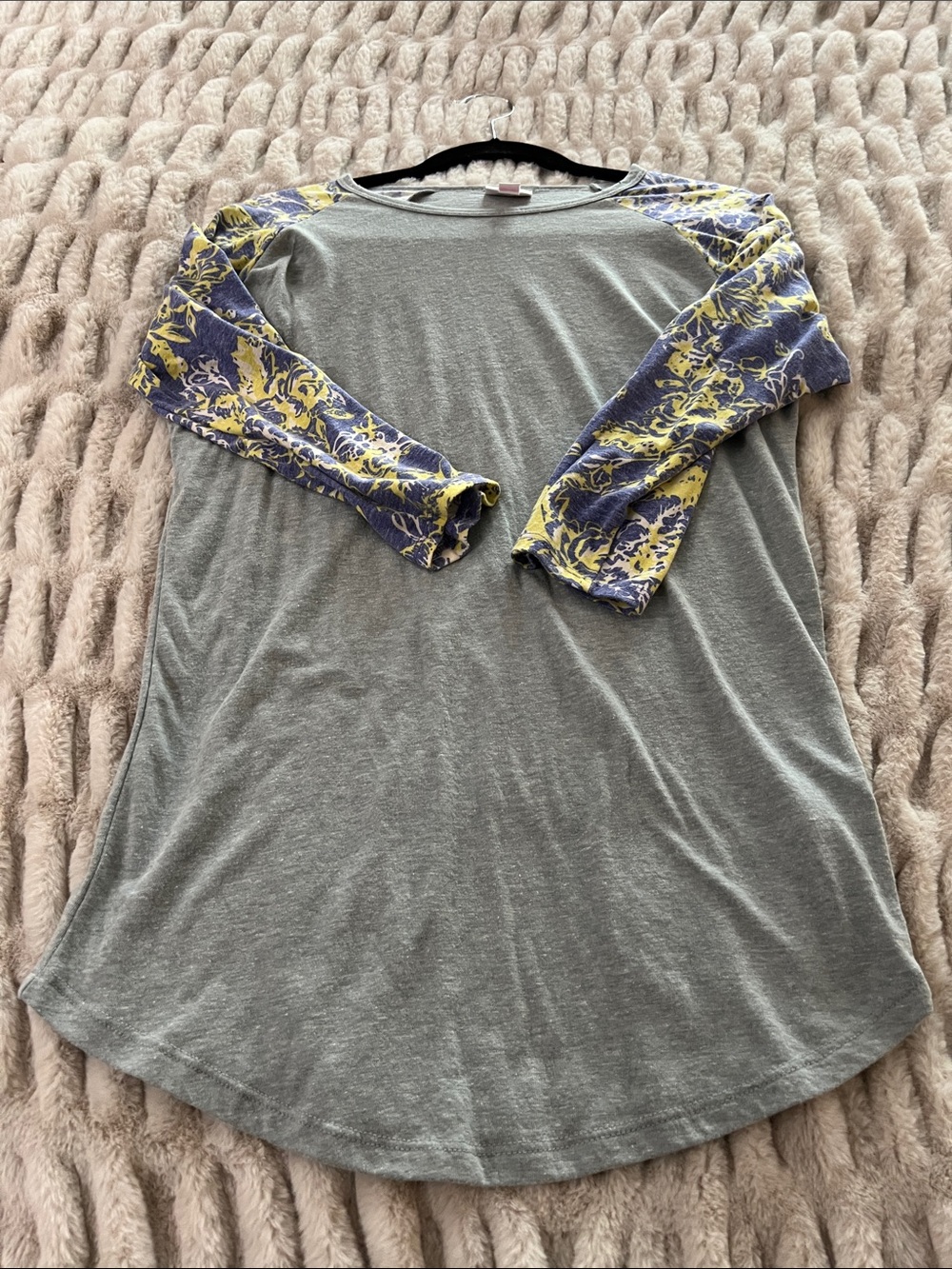 LuLaRoe Grey Raglan Top with Yellow & Blue Floral Sleeves